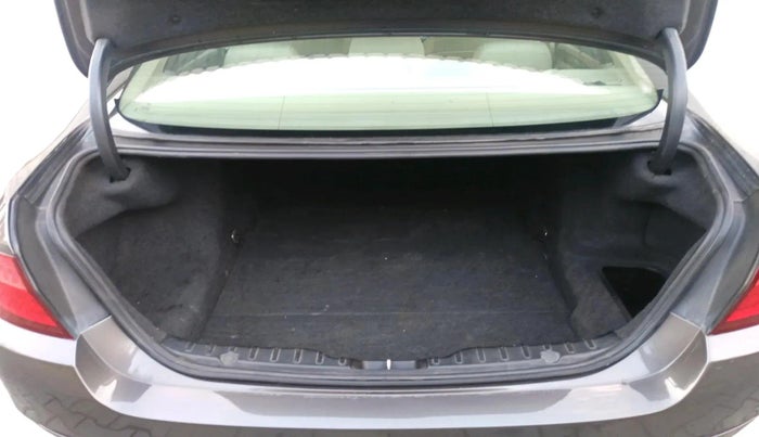 2011 BMW 5 Series 520D 2.0, Diesel, Automatic, 93,457 km, exterior