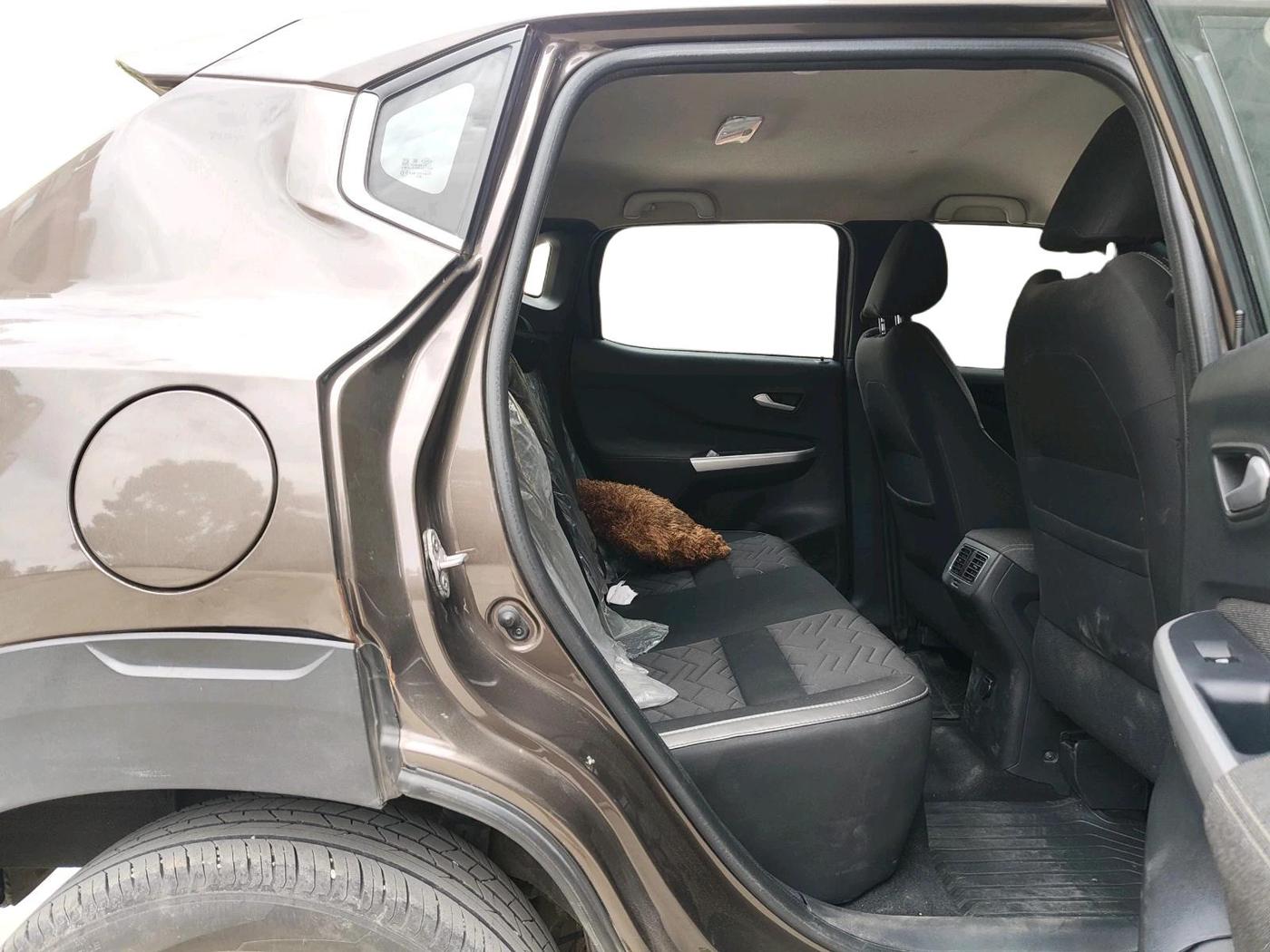 2022 Nissan MAGNITE XV PREMIUM TURBO (O), Petrol, Manual, 21,037 km, interior
