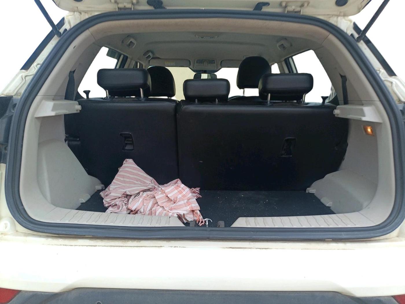 2019 Mahindra XUV300 W8 1.5 DIESEL, Diesel, Manual, 75,114 km, exterior