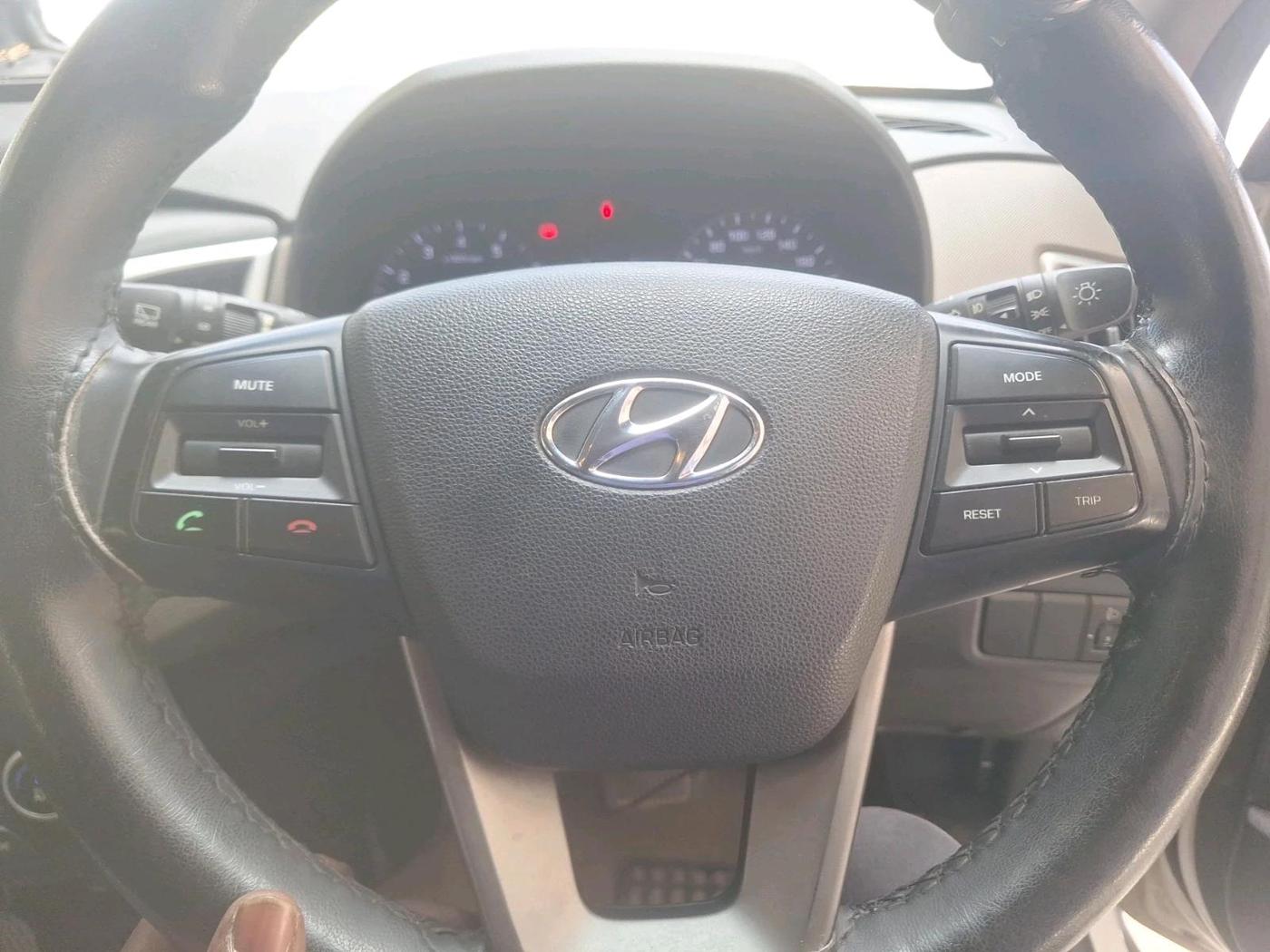 2016 Hyundai Creta SX PLUS AT 1.6 PETROL, Petrol, Automatic, 95,596 km, interior