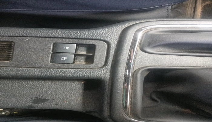 2022 Mahindra Thar LX HT PETROL 4WD MT, Petrol, Manual, 40,813 km, interior