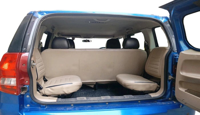 2015 Mahindra TUV300 T8, Diesel, Manual, 94,058 km, exterior