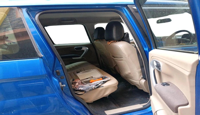 2015 Mahindra TUV300 T8, Diesel, Manual, 94,058 km, interior