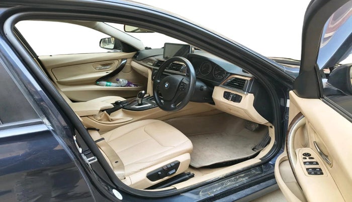 2013 BMW 3 Series 320d, Diesel, Automatic, 94,341 km, interior