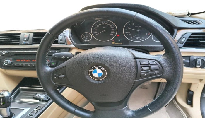 2013 BMW 3 Series 320d, Diesel, Automatic, 94,341 km, interior