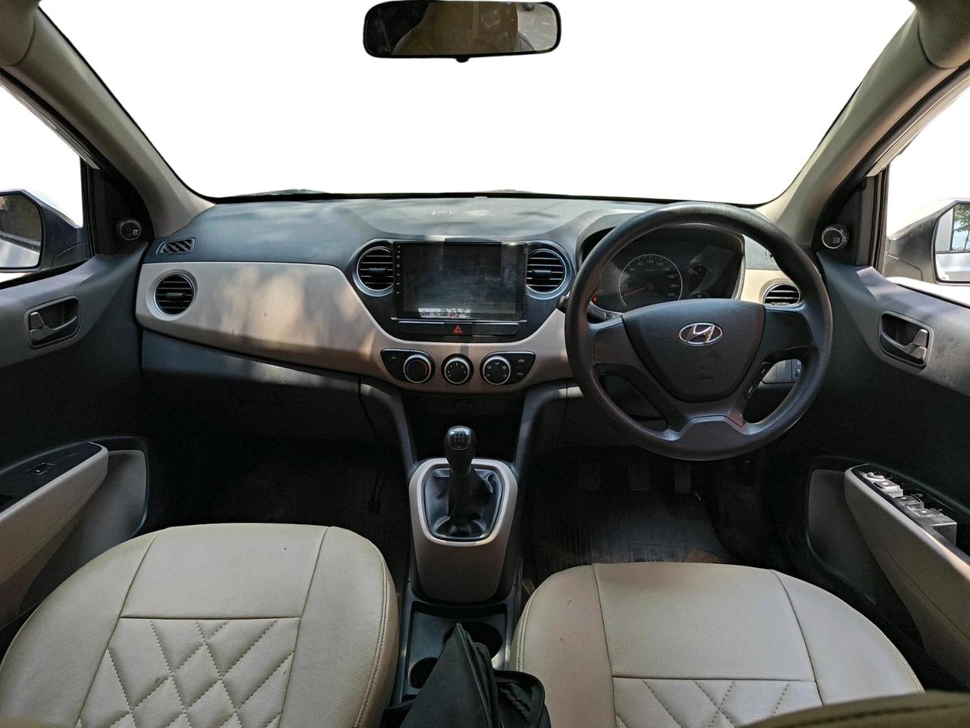 2017 Hyundai Grand i10 MAGNA 1.2 KAPPA VTVT, Petrol, Manual, 27,961 km, interior