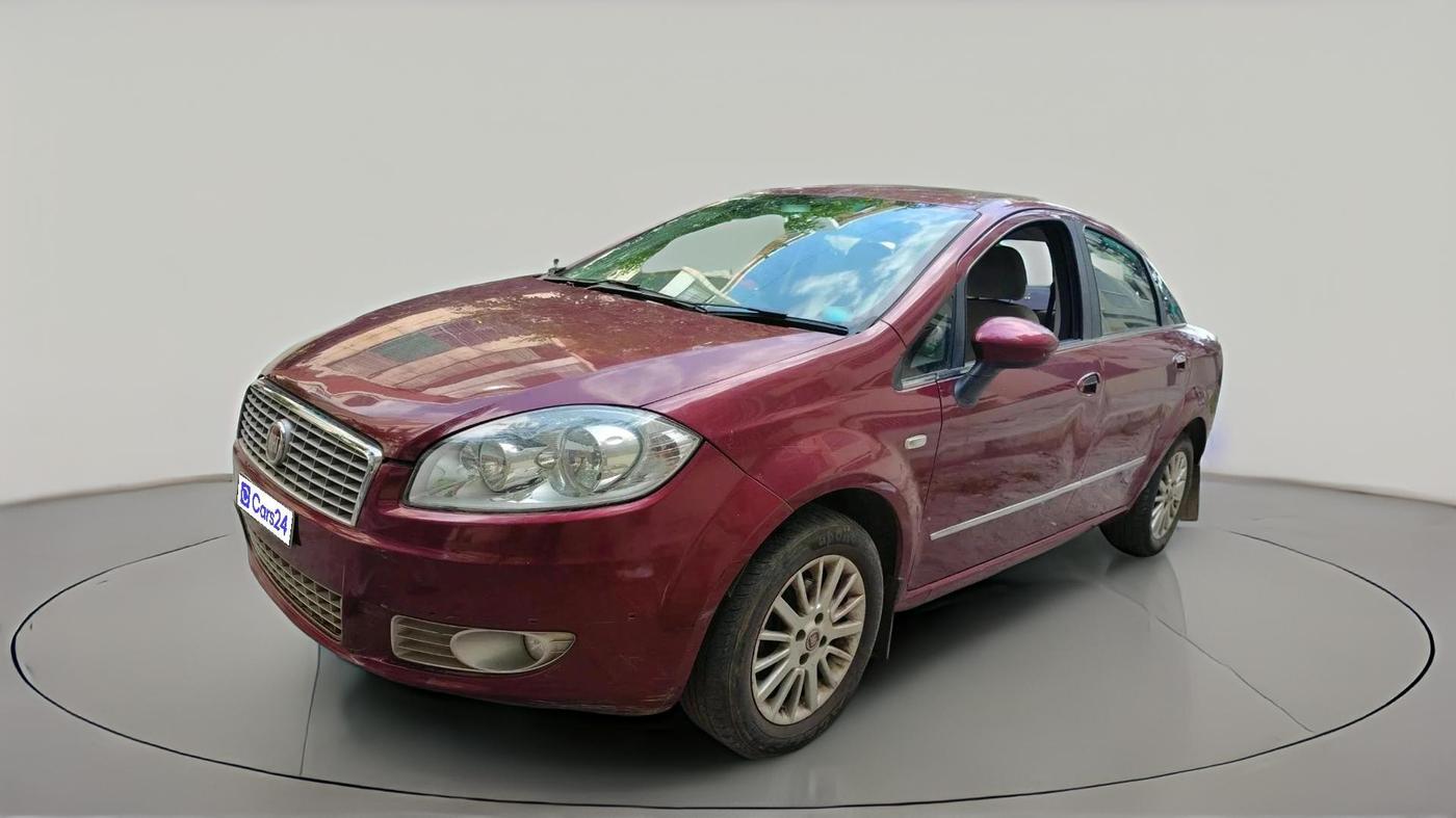 2011 Fiat Linea EMOTION 1.4, Petrol, Manual, 29,950 km, exterior