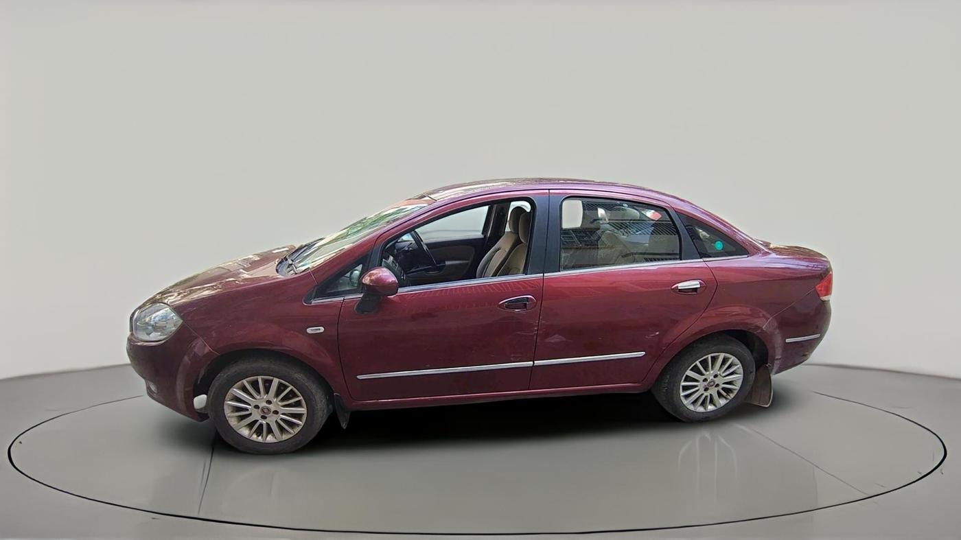 2011 Fiat Linea EMOTION 1.4, Petrol, Manual, 29,950 km, exterior