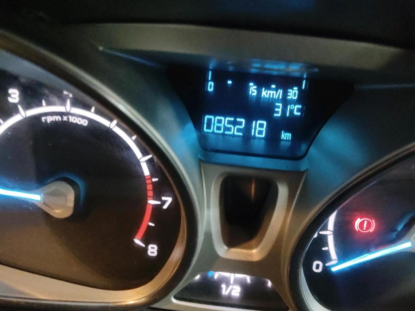 2017 Ford Ecosport TITANIUM+ 1.0L ECOBOOST, Petrol, Manual, 85,218 km, interior