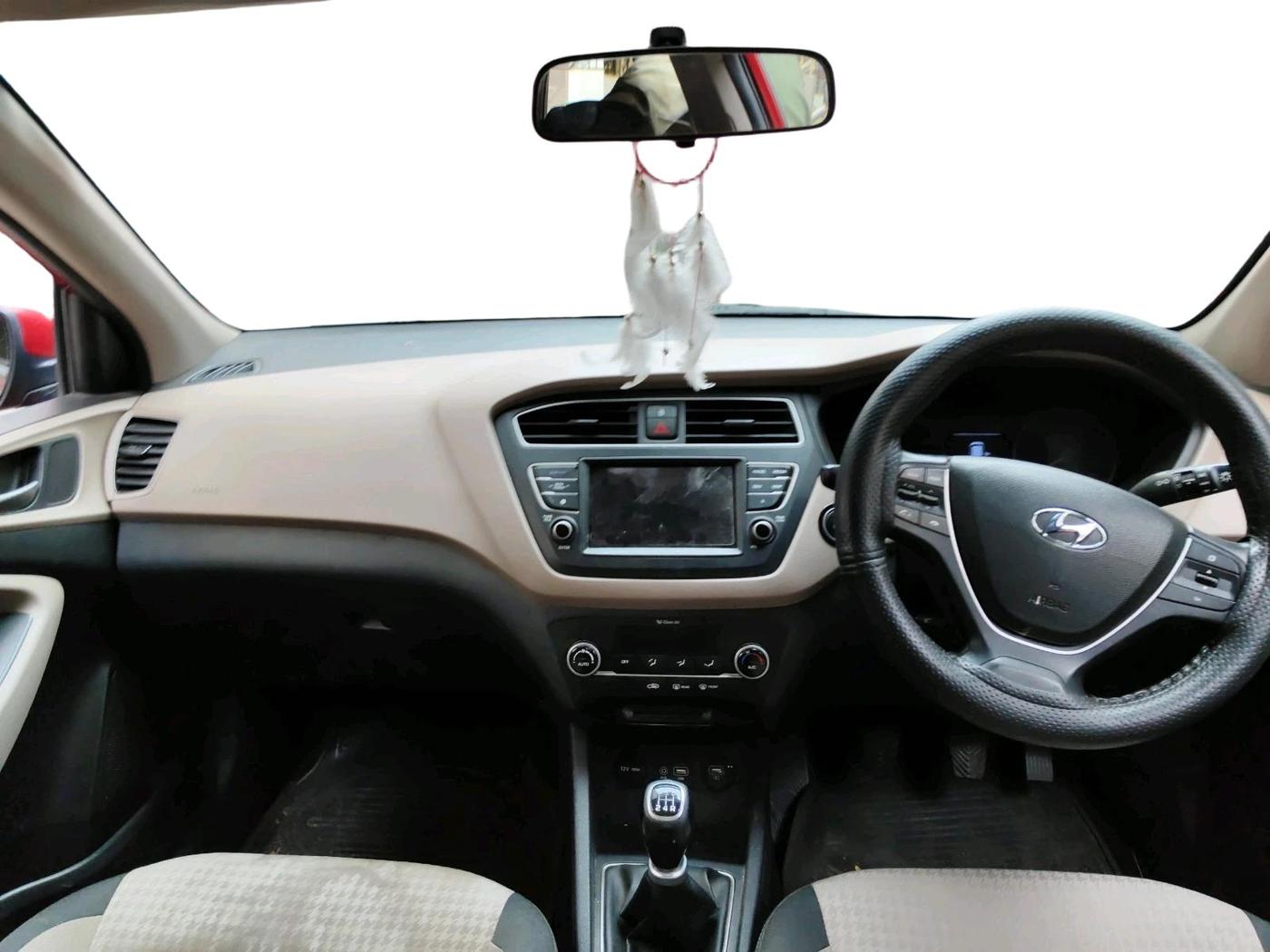 2018 Hyundai Elite i20 ASTA 1.2 (O), Petrol, Manual, 48,997 km, interior