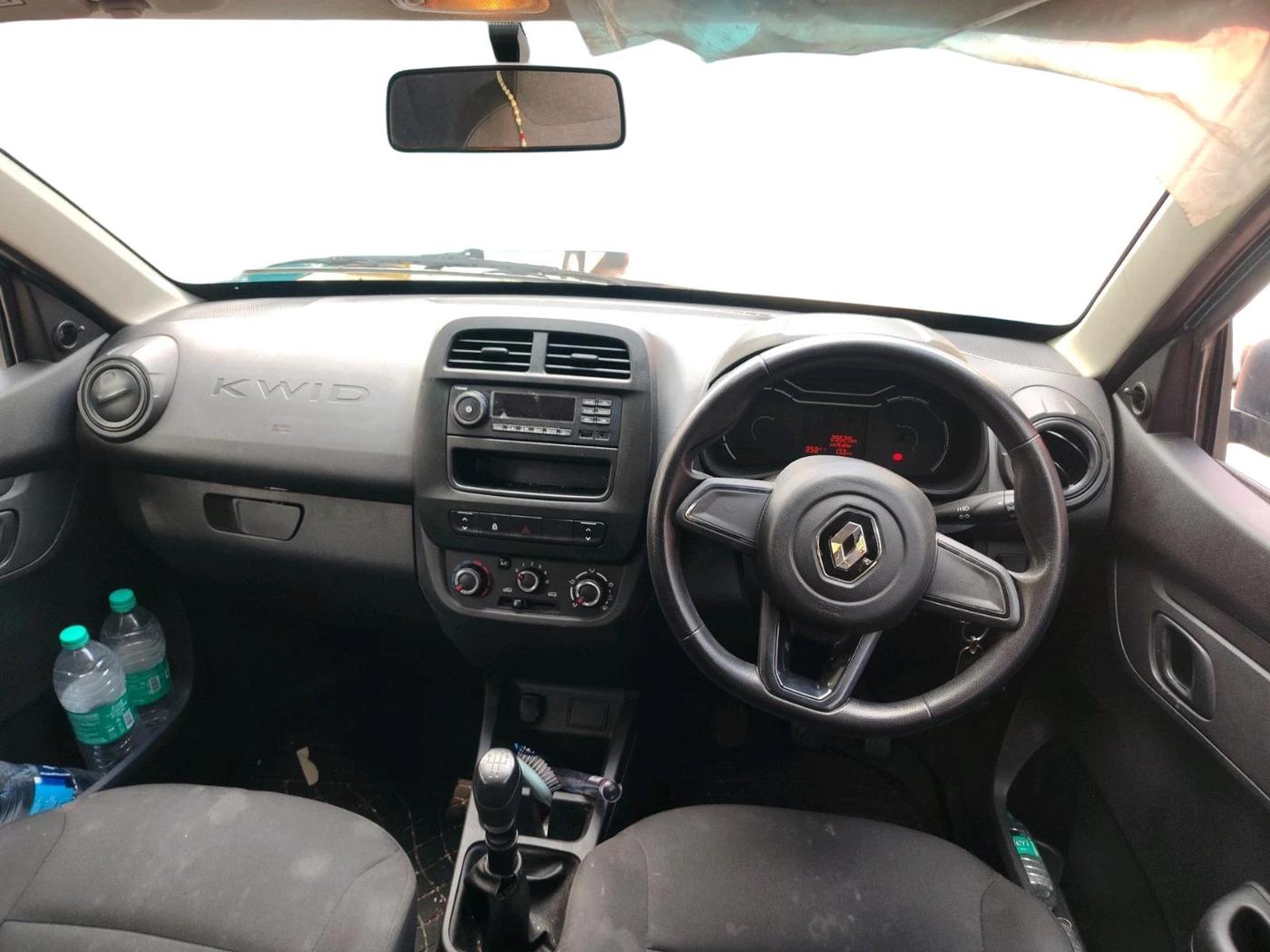 2022 Renault Kwid RXL 0.8 (O), Petrol, Manual, 29,530 km, interior