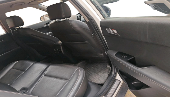 2015 Hyundai Creta SX (O) 1.6 DIESEL, Diesel, Manual, 45,806 km, interior