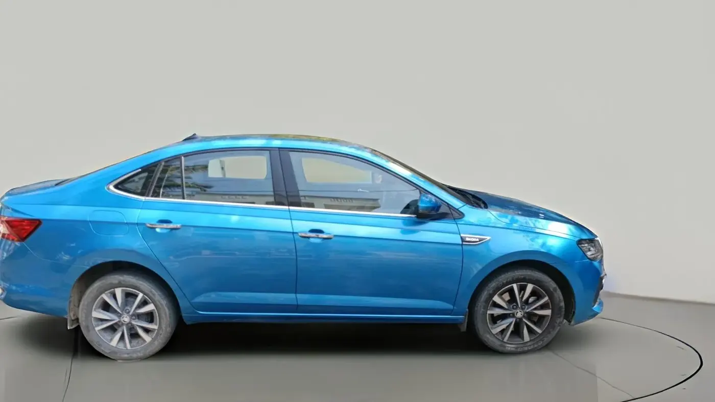 2024 Skoda SLAVIA STYLE 1.5L TSI DSG, Petrol, Automatic, 39,104 km, exterior