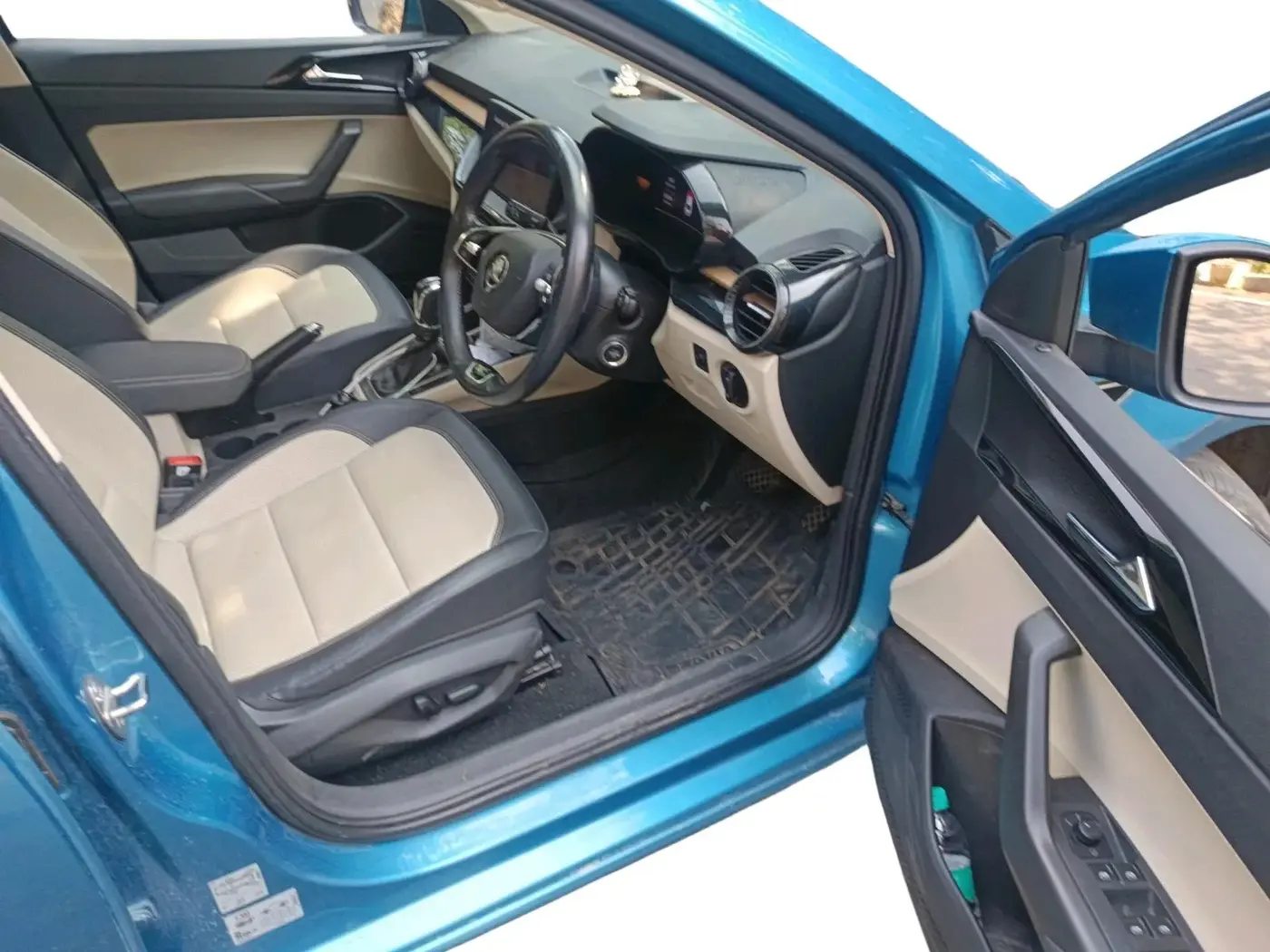 2024 Skoda SLAVIA STYLE 1.5L TSI DSG, Petrol, Automatic, 39,104 km, interior