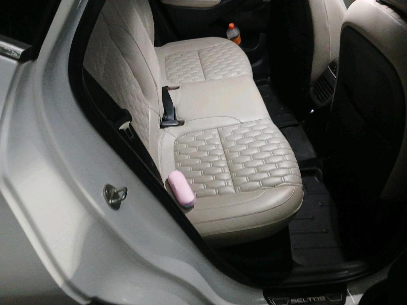 2020 KIA SELTOS HTX PLUS AT1.5 DIESEL, Diesel, Automatic, 2,36,385 km, interior
