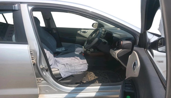 2023 Hyundai AURA SX PLUS 1.2 AMT, Petrol, Automatic, 11,027 km, interior