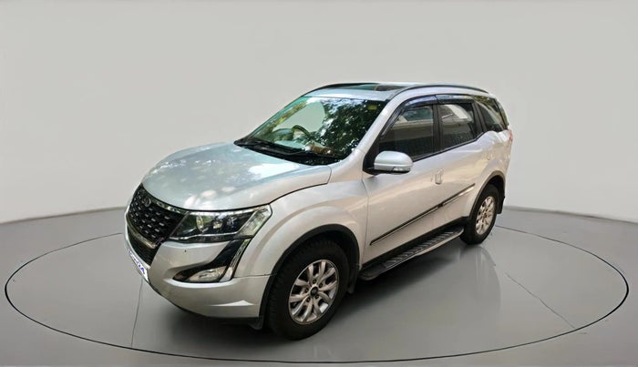 2018 Mahindra XUV500 W9 AT, Diesel, Automatic, 73,226 km, exterior