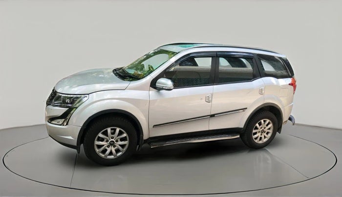 2018 Mahindra XUV500 W9 AT, Diesel, Automatic, 73,226 km, exterior