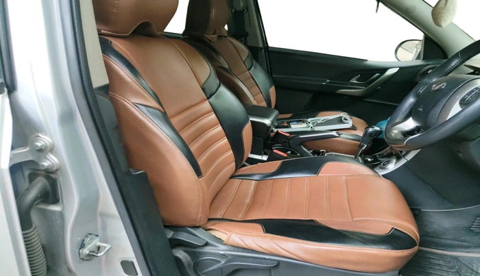 2018 Mahindra XUV500 W9 AT, Diesel, Automatic, 73,226 km, interior