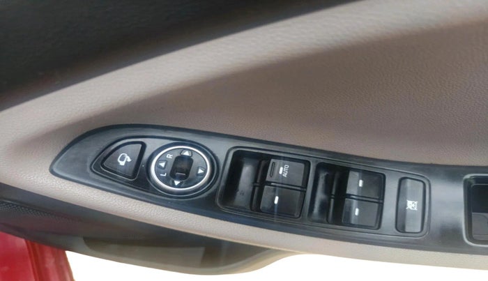 2015 Hyundai Elite i20 ASTA 1.2 (O), Petrol, Manual, 28,457 km, interior