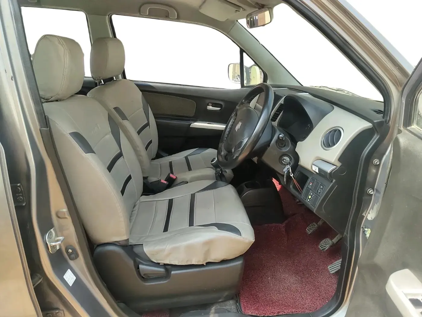 2014 Maruti Wagon R 1.0 LXI CNG, CNG, Manual, 2,10,826 km, interior