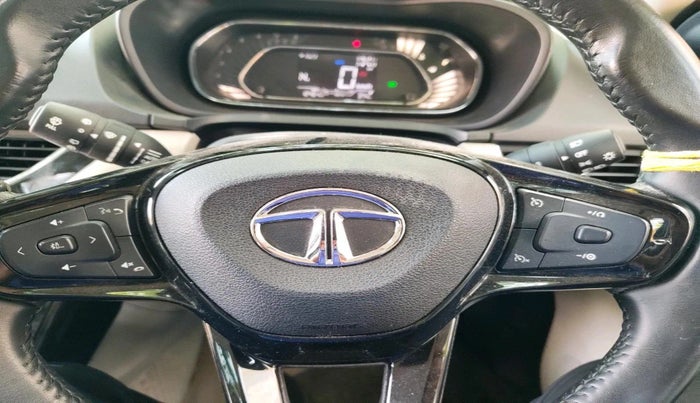2022 Tata NEXON XZA PLUS (HS) PETROL, Petrol, Automatic, 12,464 km, interior