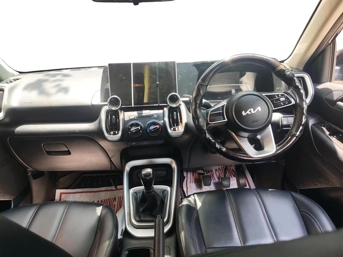 2024 KIA SONET HTE (O) 1.2 Petrol MT, Petrol, Manual, 79,987 km, interior