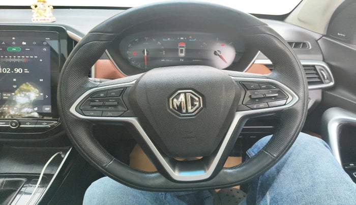 2021 MG HECTOR PLUS SHARP 1.5 PETROL TURBO DCT 6-STR, Petrol, Automatic, 64,694 km, interior