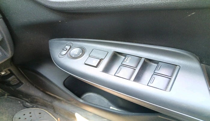 2016 Honda Jazz 1.2L I-VTEC SV, Petrol, Manual, 31,342 km, interior