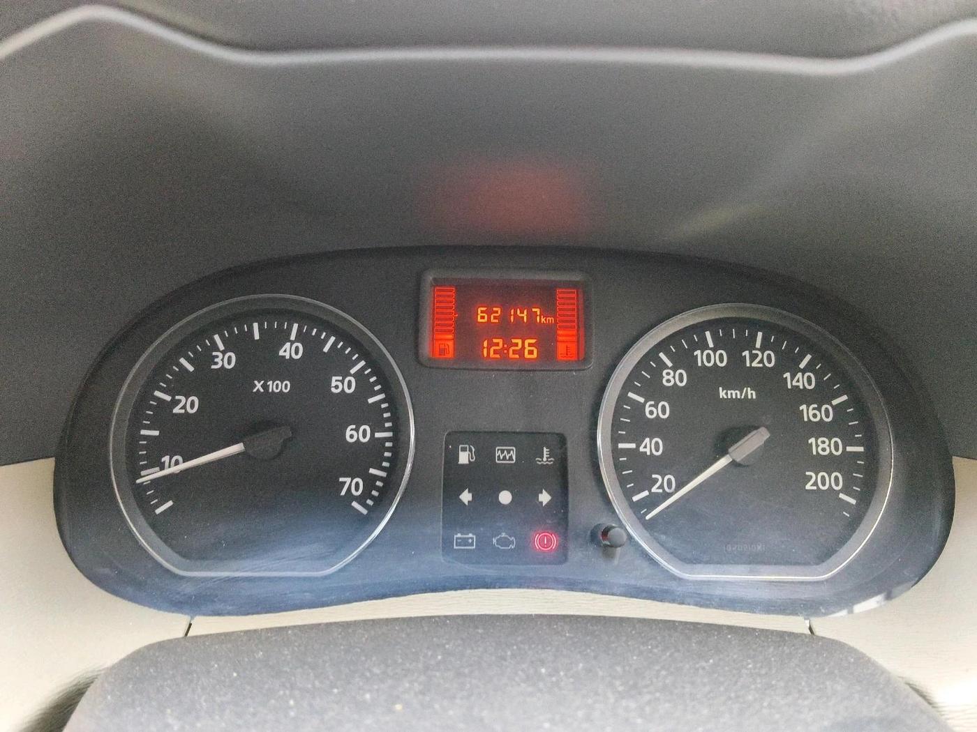 2014 Nissan Terrano XL (P), Petrol, Manual, 62,147 km, interior