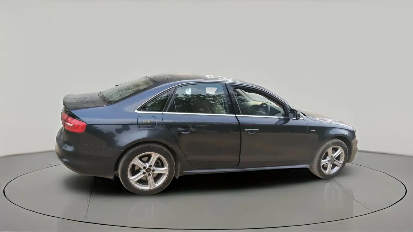 2013 Audi A4 2.0 TDI S LINE, Diesel, Automatic, 1,17,882 km, exterior