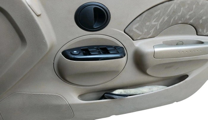 2010 Chevrolet Aveo U VA LS 1.2, Petrol, Manual, 1,10,747 km, interior