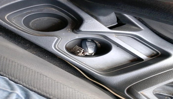 2017 Maruti Vitara Brezza ZDI, Diesel, Manual, 1,15,962 km, interior