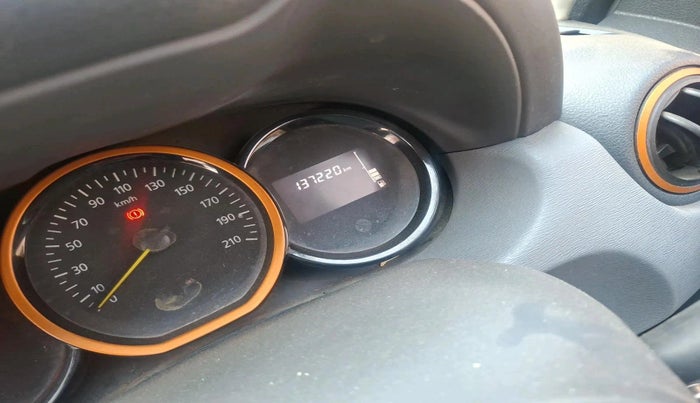 2015 Renault Duster RXL 85PS EXPLORE, Diesel, Manual, 1,37,220 km, interior