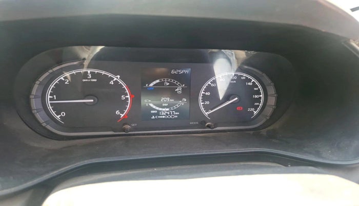 2022 Tata Harrier XM 2.0L KRYOTEC, Diesel, Manual, 1,32,477 km, interior