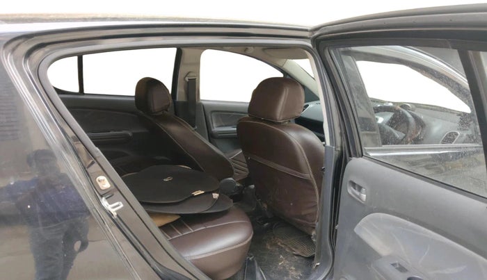 2011 Maruti Ritz VDI, Diesel, Manual, 91,540 km, interior