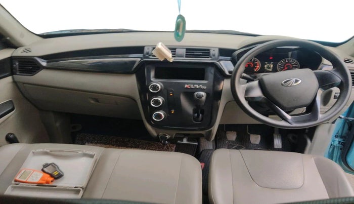 2016 Mahindra Kuv100 K2 6 STR, Petrol, Manual, 17,456 km, interior