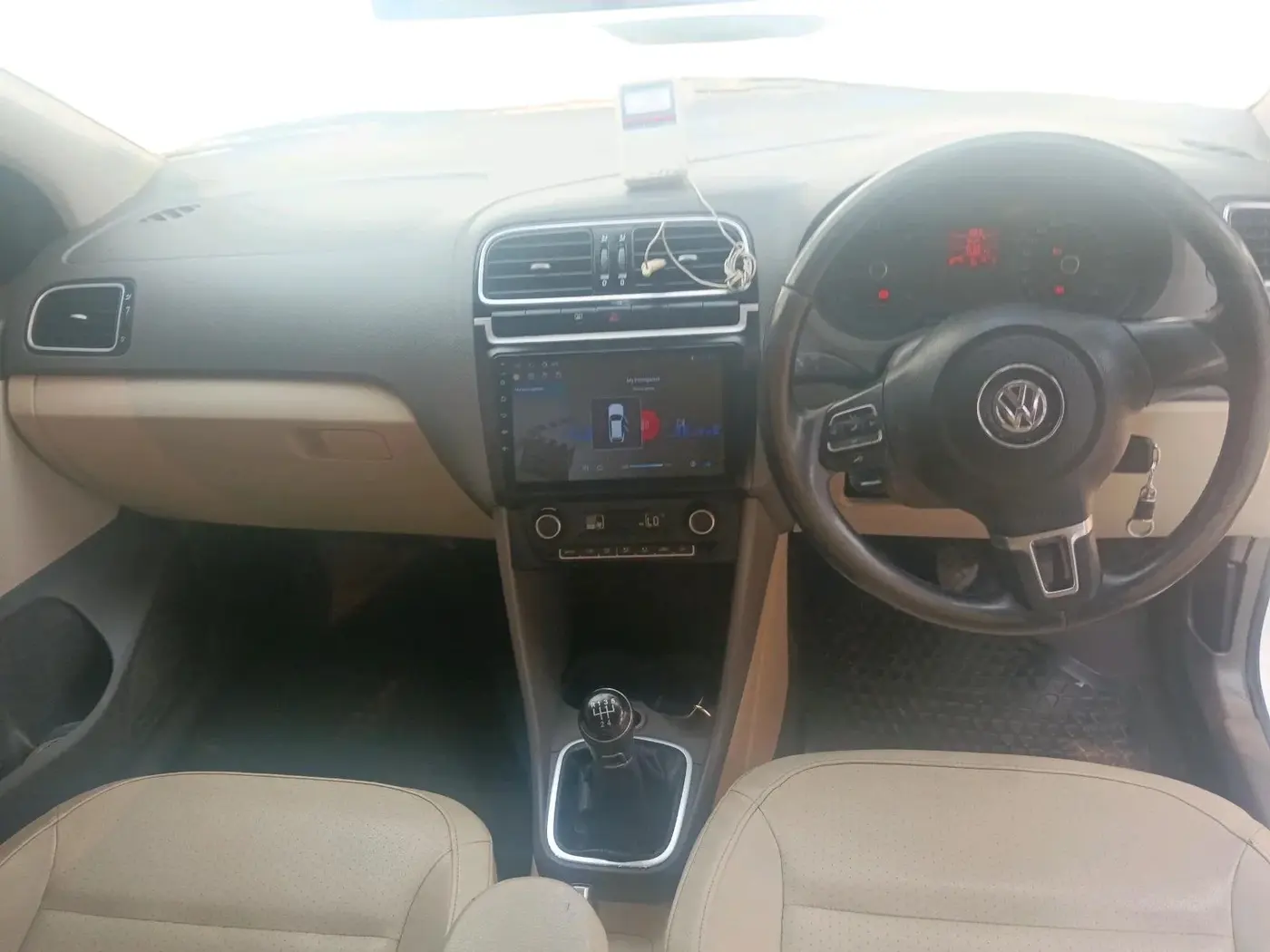 2014 Volkswagen Vento HIGHLINE DIESEL 1.6, Diesel, Manual, 76,861 km, interior