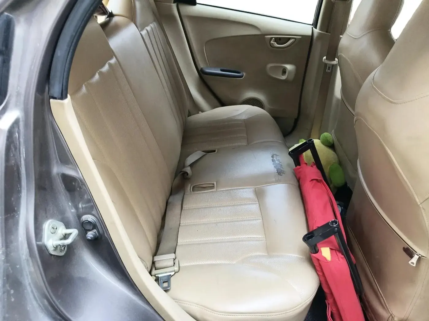 2013 Honda Brio S MT, Petrol, Manual, 95,464 km, interior