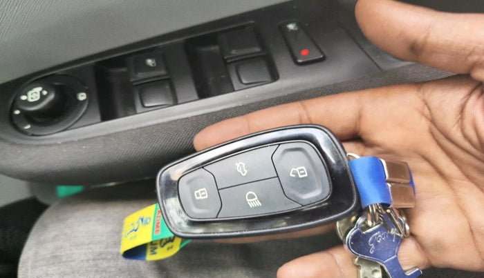 2021 Tata ALTROZ XZ PETROL, Petrol, Manual, 13,331 km, interior