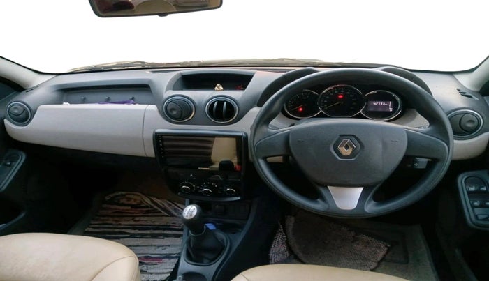 2015 Renault Duster RXL PETROL, Petrol, Manual, 42,773 km, interior