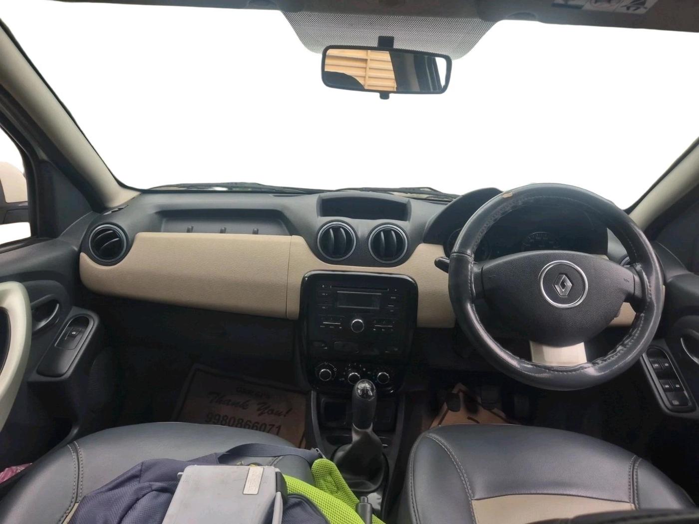 2013 Renault Duster 85 PS RXL DIESEL, Diesel, Manual, 1,34,850 km, interior