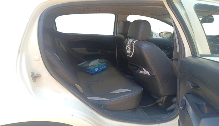 2012 Fiat Grand Punto ACTIVE 1.3, Diesel, Manual, 1,71,625 km, interior