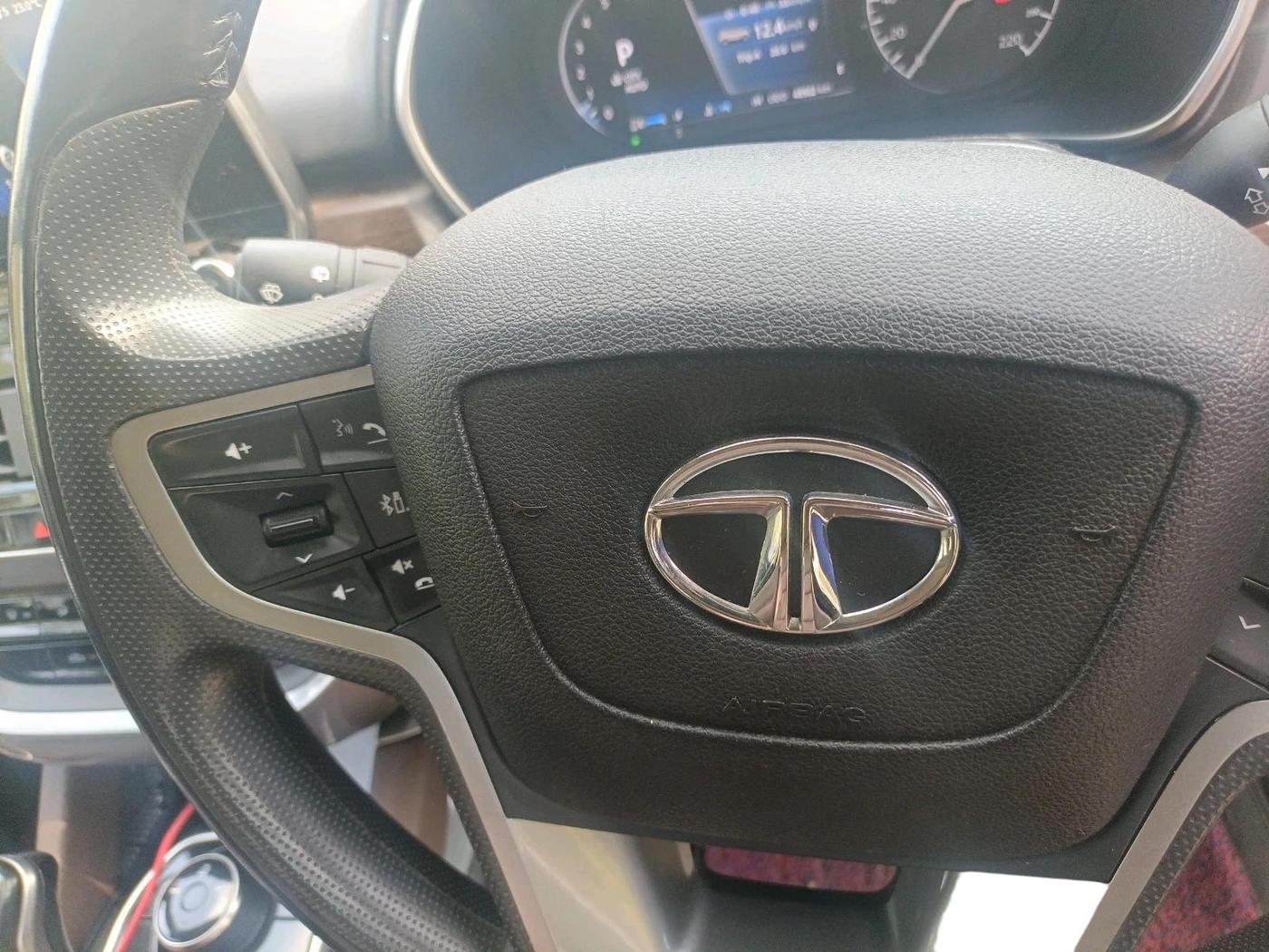 2021 Tata Harrier XZA PLUS 2.0L, Diesel, Automatic, 48,562 km, interior