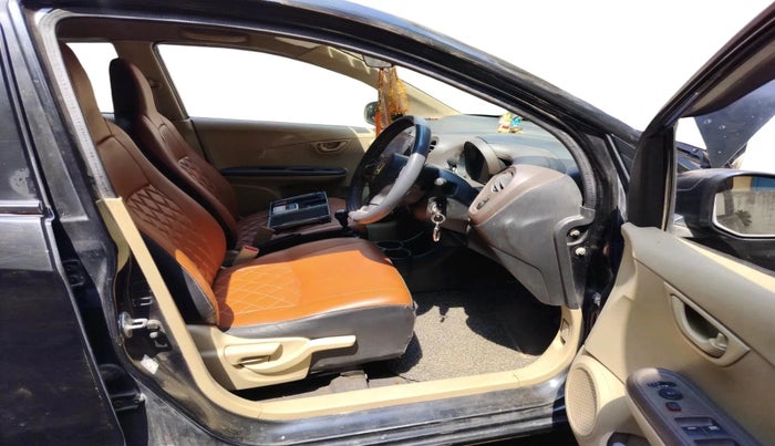 2013 Honda Amaze 1.2L I-VTEC S, Petrol, Manual, 1,03,148 km, interior