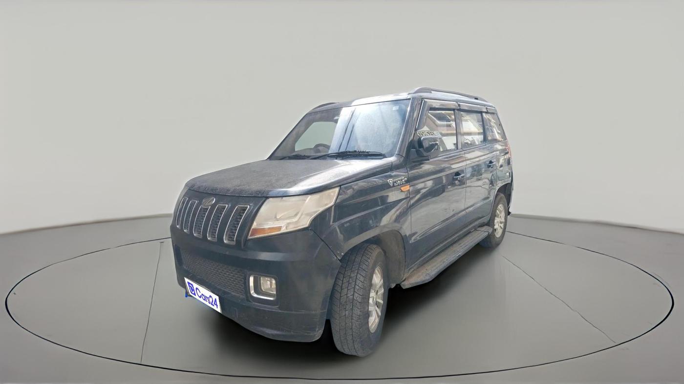 2016 Mahindra TUV300 T8 AMT, Diesel, Automatic, 90,593 km, exterior