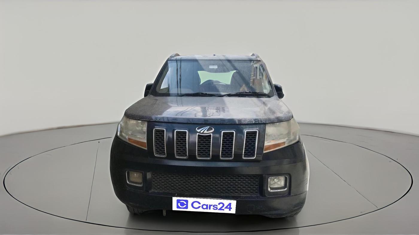 2016 Mahindra TUV300 T8 AMT, Diesel, Automatic, 90,593 km, exterior