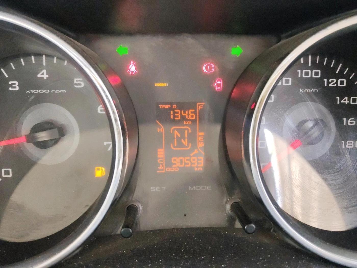 2016 Mahindra TUV300 T8 AMT, Diesel, Automatic, 90,593 km, interior