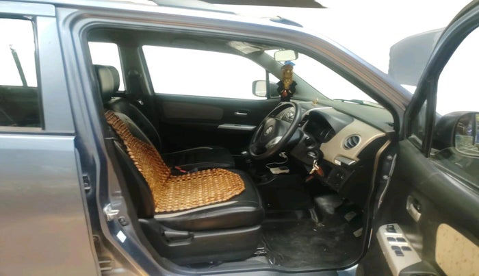 2015 Maruti Wagon R 1.0 VXI, Petrol, Manual, 43,627 km, interior