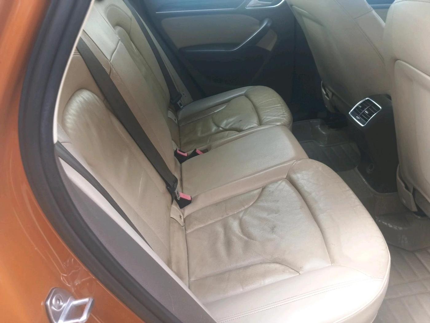 2012 Audi Q3 2.0 TDI QUATTRO, Diesel, Automatic, 97,487 km, interior